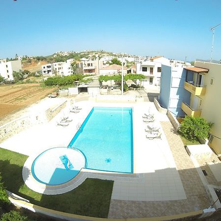 Irini Stalos Apartments Екстериор снимка