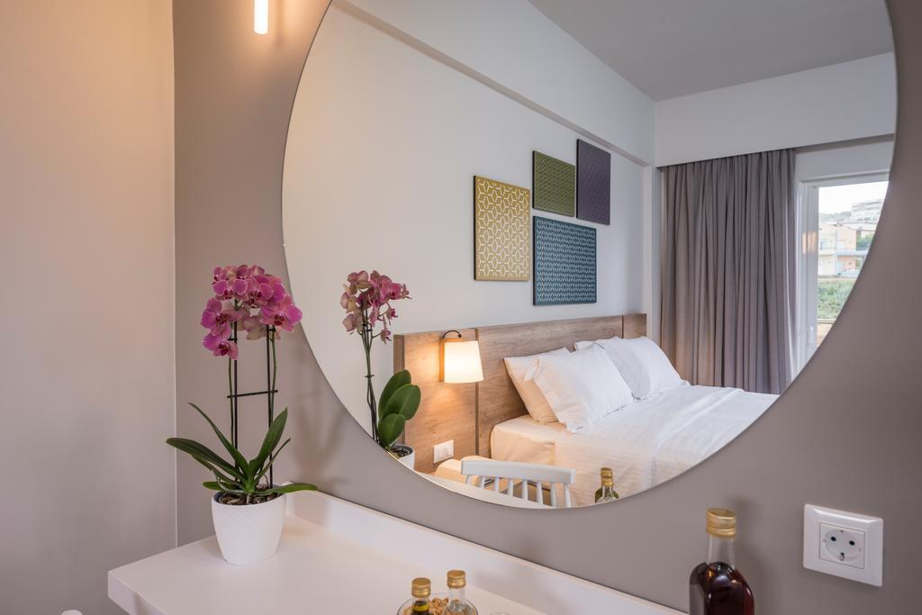 Irini Stalos Apartments Екстериор снимка