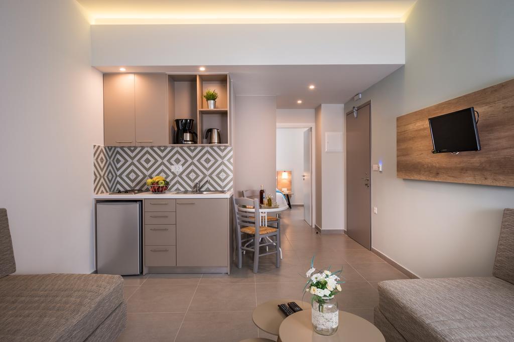 Irini Stalos Apartments Екстериор снимка