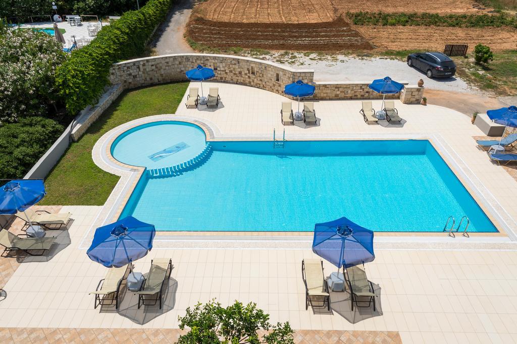 Irini Stalos Apartments Екстериор снимка