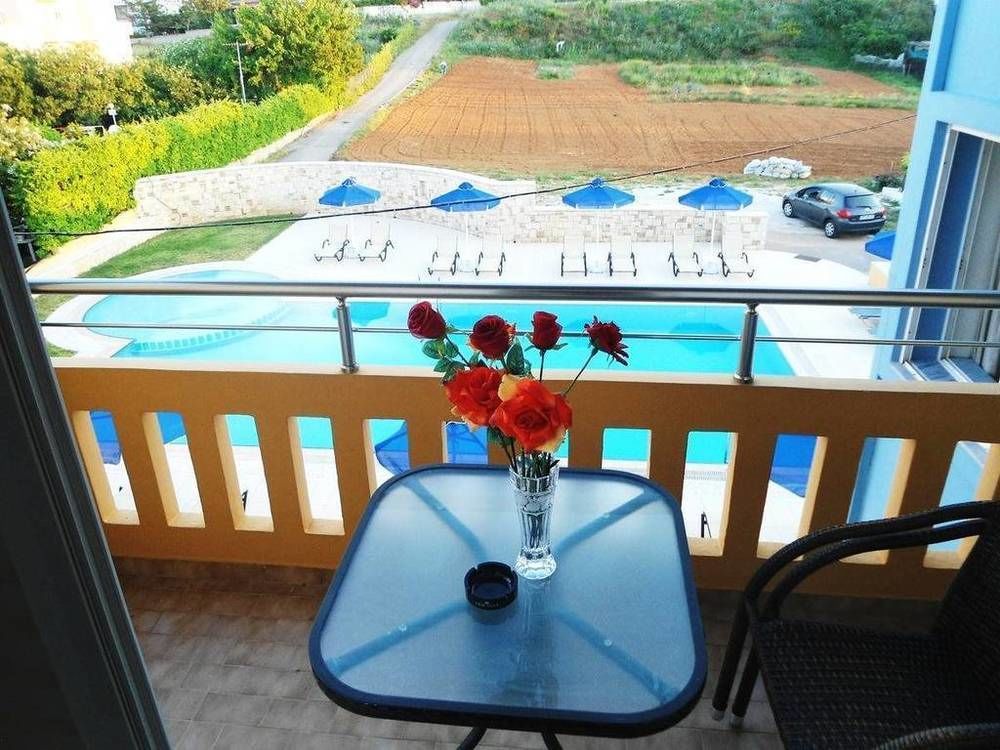Irini Stalos Apartments Екстериор снимка